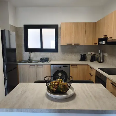 The Blue Eye Apartment Larnaca