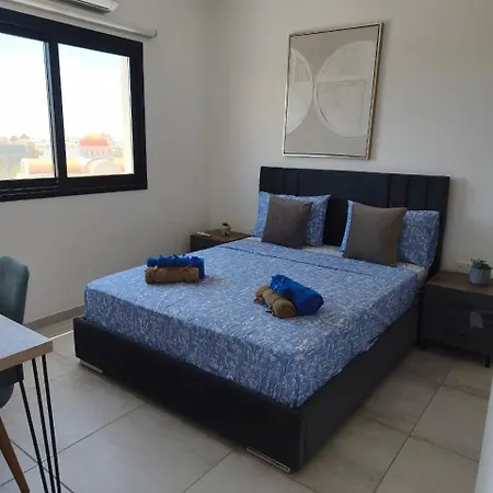 The Blue Eye Apartment *